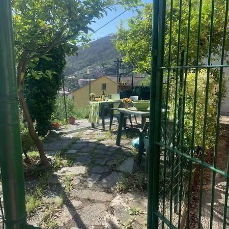 Cozy Beach House With Nice Garden, Basic Feel Apartament Bonassola