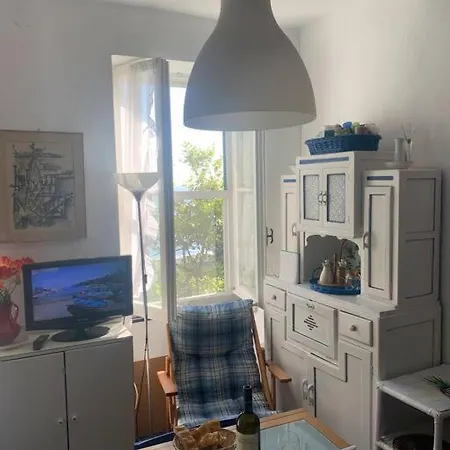 דירה Cozy Beach House With Nice Garden, Basic Feel *
