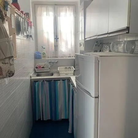 Cozy Beach House With Nice Garden, Basic Feel * בונאסולה