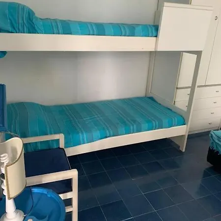 דירה Cozy Beach House With Nice Garden, Basic Feel *