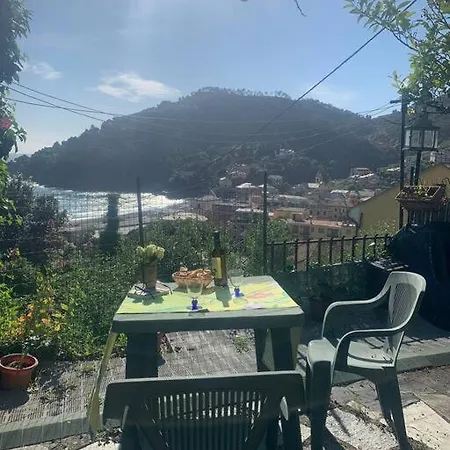 דירה Cozy Beach House With Nice Garden, Basic Feel *